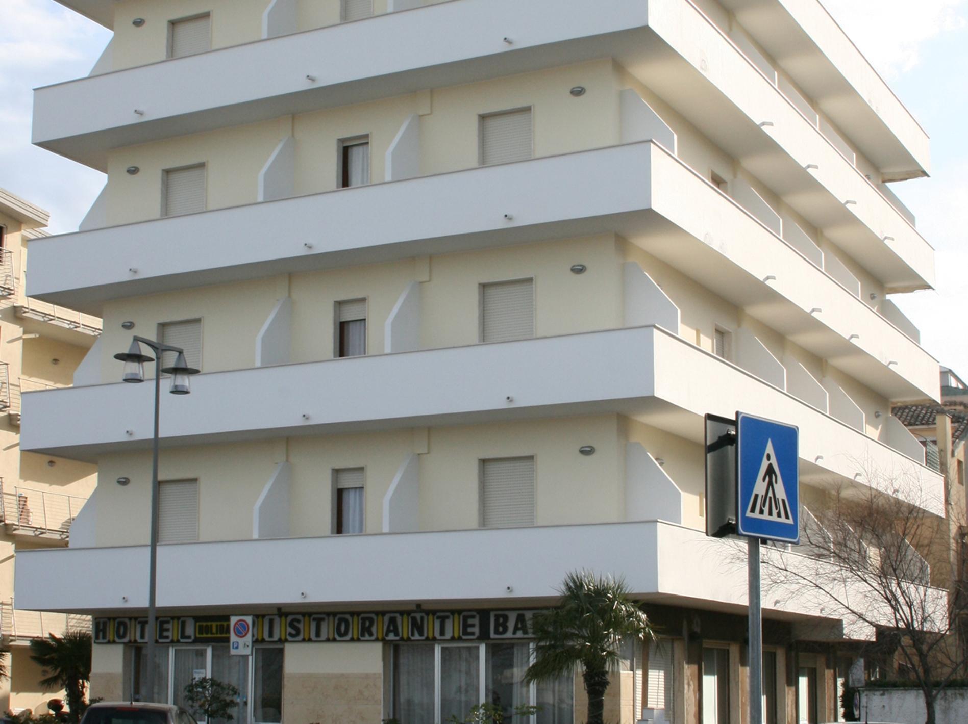 Hotel Holiday Pescara Exterior foto